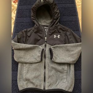 Under Armour boys Fleece Jacket Size 4